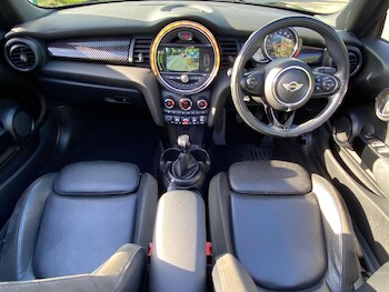 Used MINI Convertible 2017 for sale - 75747018: Photo