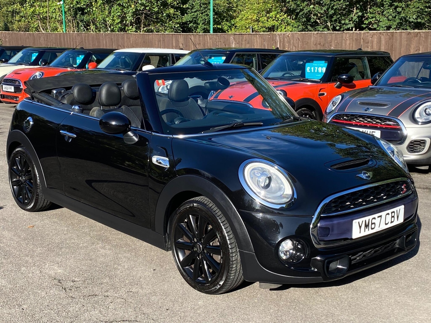 Used MINI Convertible 2017 for sale - 75747018: Photo 9