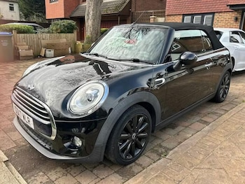 MINI Convertible feature image