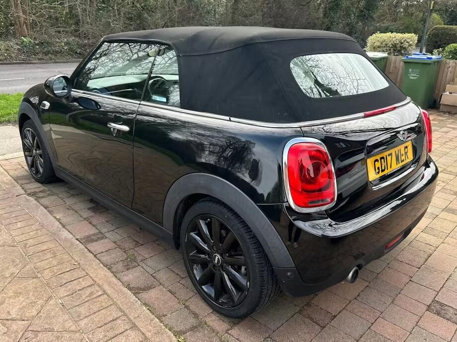 Used MINI Convertible 2017 for sale - 77939574: Photo 2