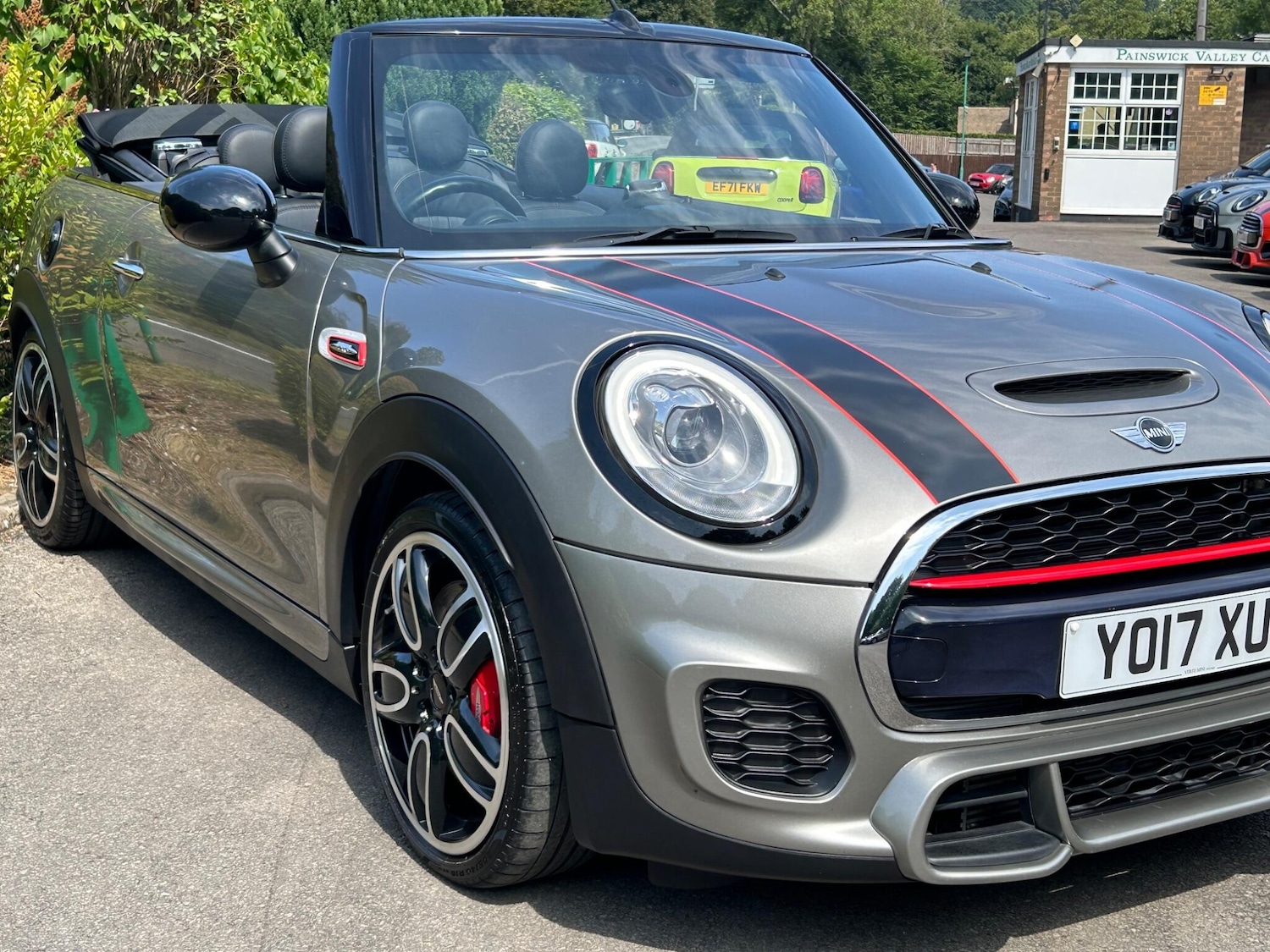 Used MINI Convertible 2017 for sale - 76995037: Photo 17