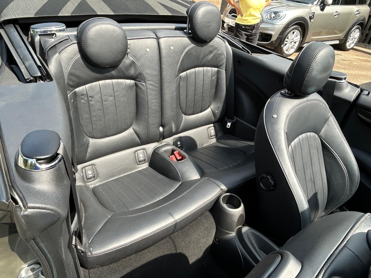 Used MINI Convertible 2017 for sale - 76995037: Photo 20