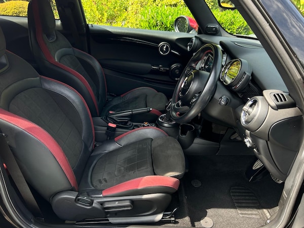 Used MINI Hatch 2018 for sale - 75386987: Photo 3