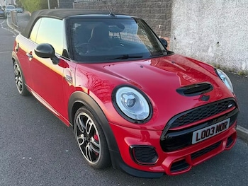 Used MINI Convertible 2018 for sale - 78705556: Photo