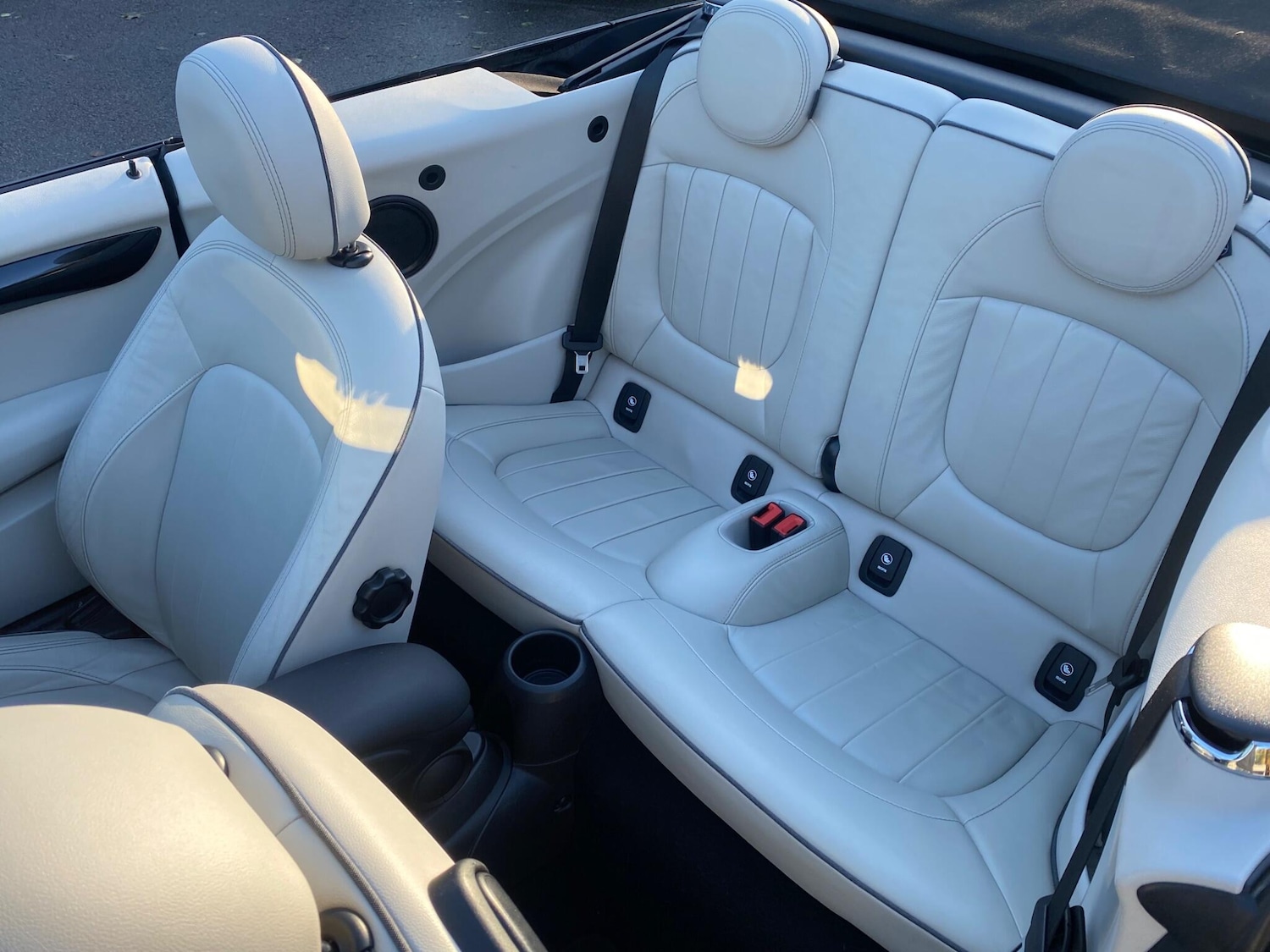 Used MINI Convertible 2018 for sale - 76801067: Photo 21