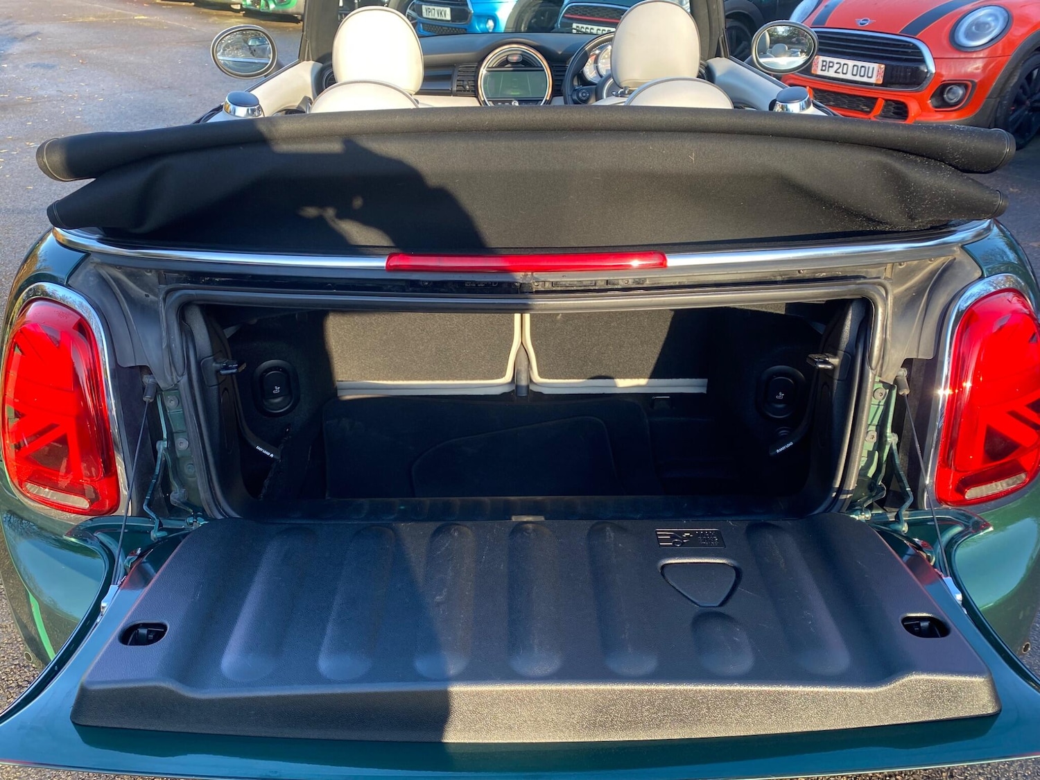 Used MINI Convertible 2018 for sale - 76801067: Photo 23