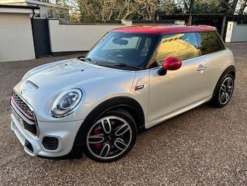 MINI Hatch feature image