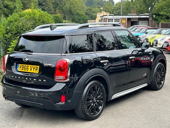 Used MINI Countryman 2017 for sale - 75756028: Photo