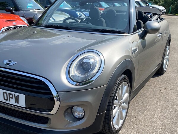 Used MINI Convertible 2017 for sale - 74242415: Photo 13