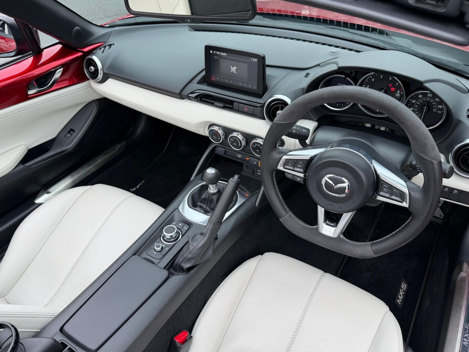 Used Mazda MX-5 2023 for sale - 77454841: Photo 2