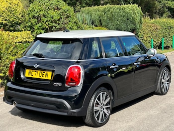Used MINI Hatch 2021 for sale - 75905320: Photo