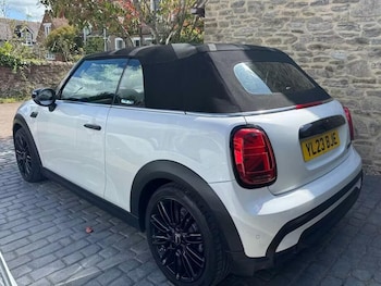 Used MINI Convertible 2023 for sale - 78417011: Photo