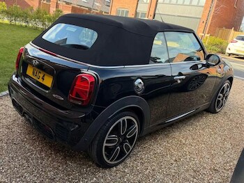 Used MINI Convertible 2019 for sale - 77839860: Photo