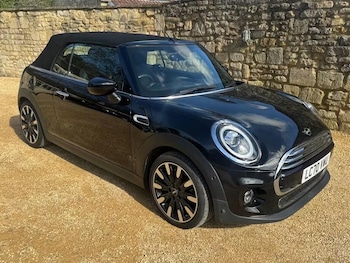 Used MINI Convertible 2020 for sale - 77939921: Photo