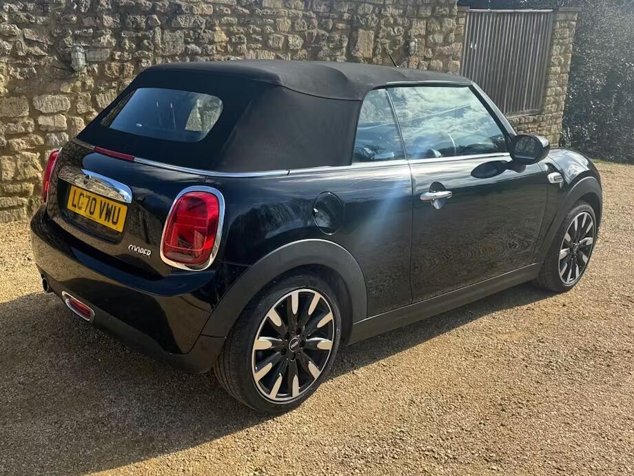 Used MINI Convertible 2020 for sale - 77939921: Photo 2