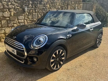 Used MINI Convertible 2020 for sale - 77939921: Photo