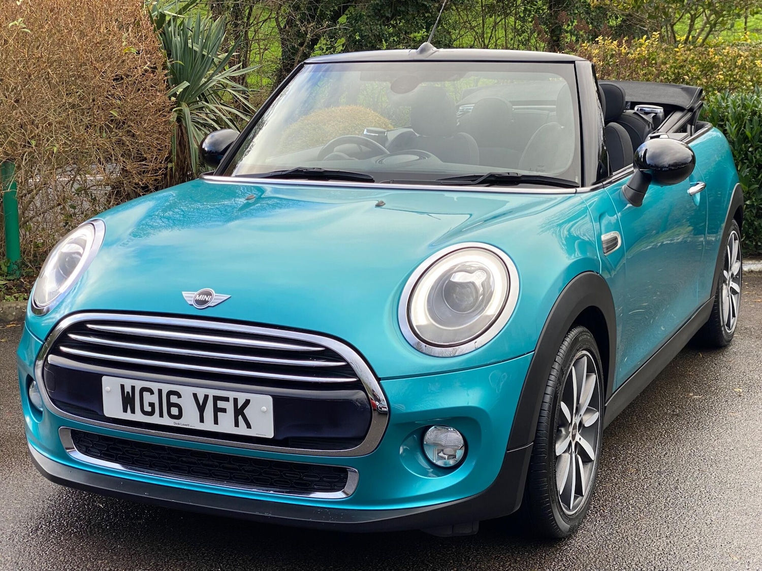Used MINI Convertible 2016 for sale - 76850532: Photo 11