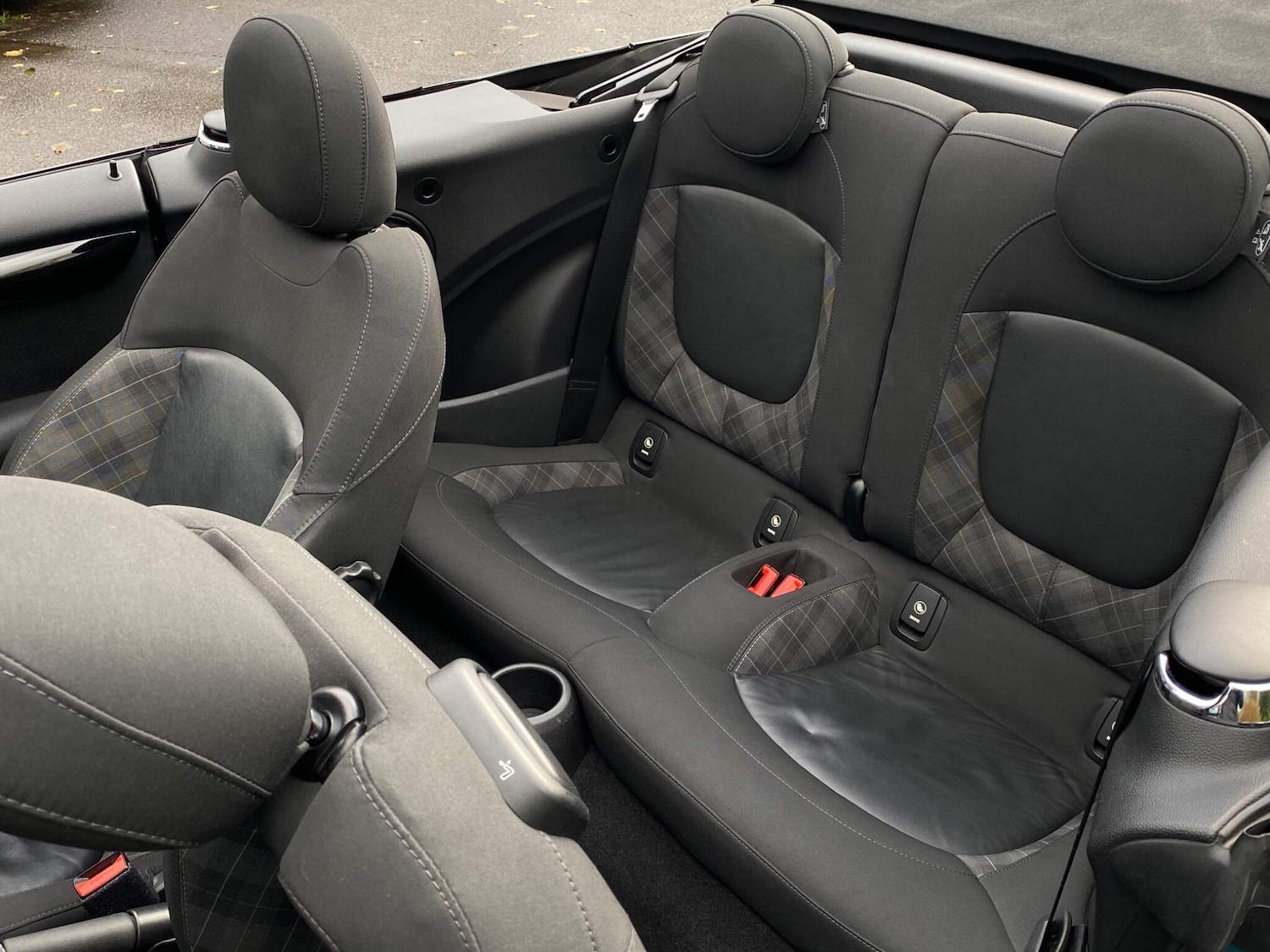 Used MINI Convertible 2016 for sale - 76850532: Photo 20