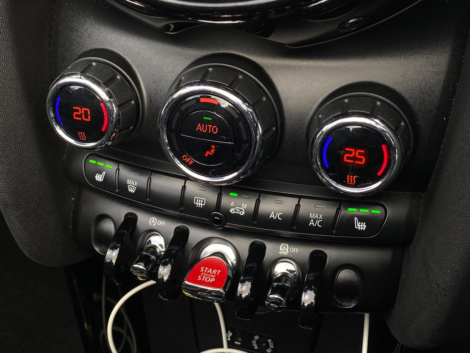 Used MINI Convertible 2016 for sale - 76850532: Photo 22