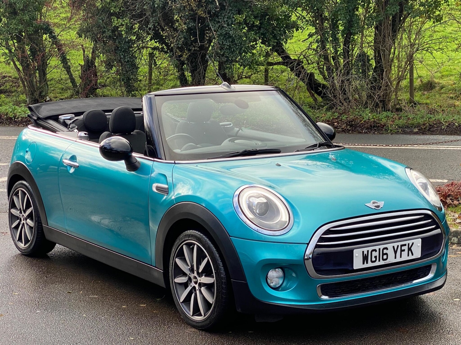 Used MINI Convertible 2016 for sale - 76850532: Photo 4