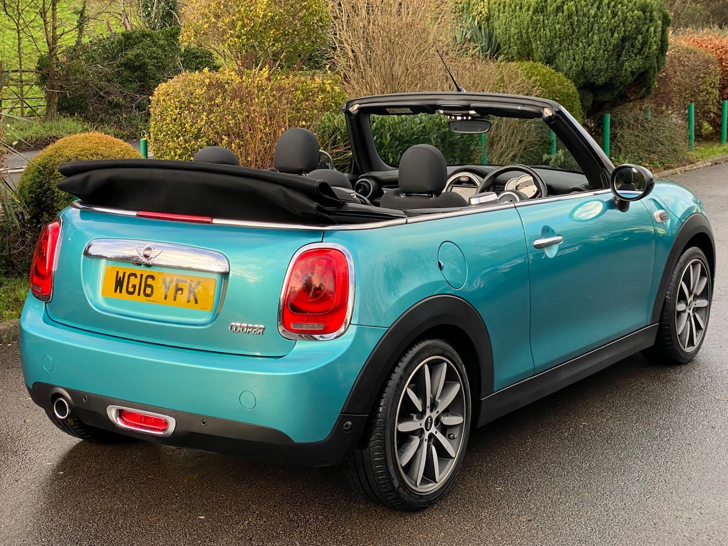 Used MINI Convertible 2016 for sale - 76850532: Photo 5