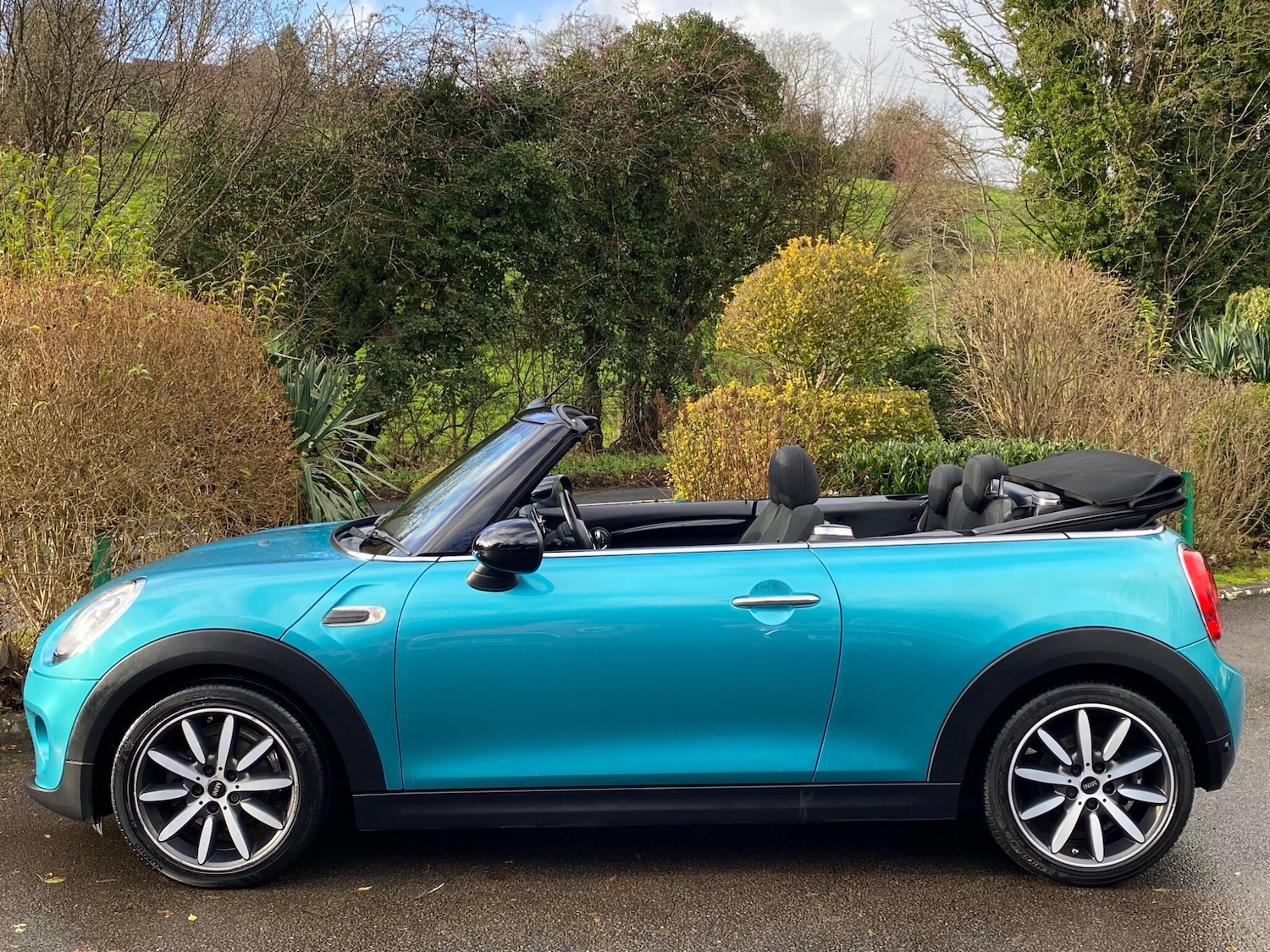 Used MINI Convertible 2016 for sale - 76850532: Photo 7
