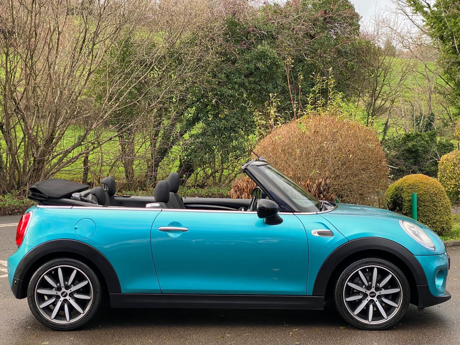 Used MINI Convertible 2016 for sale - 76850532: Photo 9