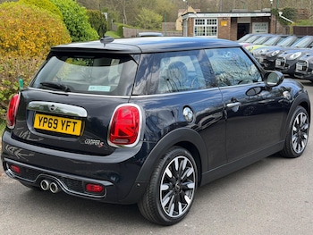 Used MINI Hatch 2019 for sale - 78231591: Photo