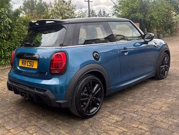 Used MINI Hatch 2021 for sale - 79496356: Photo