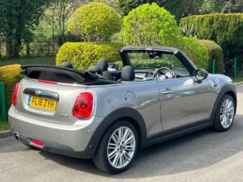 Used MINI Convertible 2018 for sale - 74196313: Photo