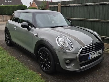 Used MINI Hatch 2017 for sale - 76850015: Photo