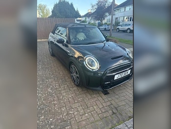 Used MINI Convertible 2021 for sale - 78535928: Photo