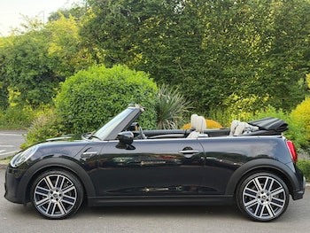 Used MINI Convertible 2021 for sale - 78535928: Photo