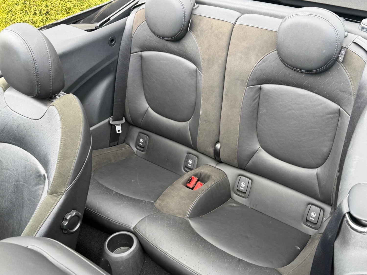 Used MINI Convertible 2017 for sale - 78047364: Photo 11