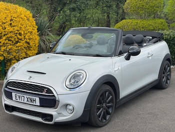 MINI Convertible feature image
