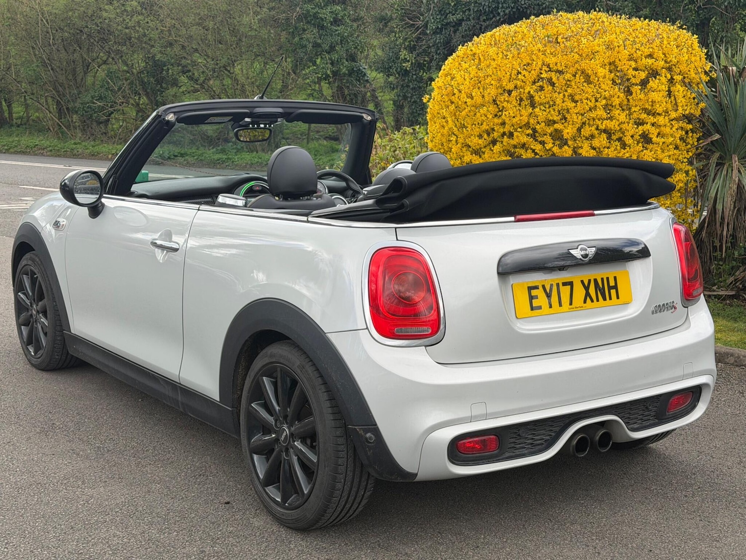 Used MINI Convertible 2017 for sale - 78047364: Photo 3