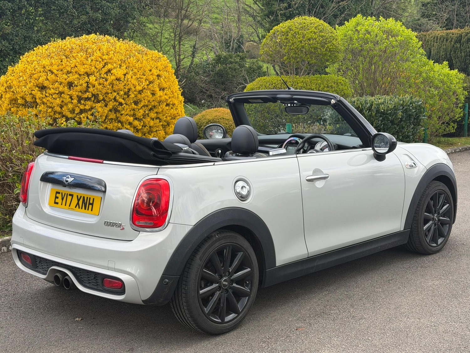 Used MINI Convertible 2017 for sale - 78047364: Photo 5