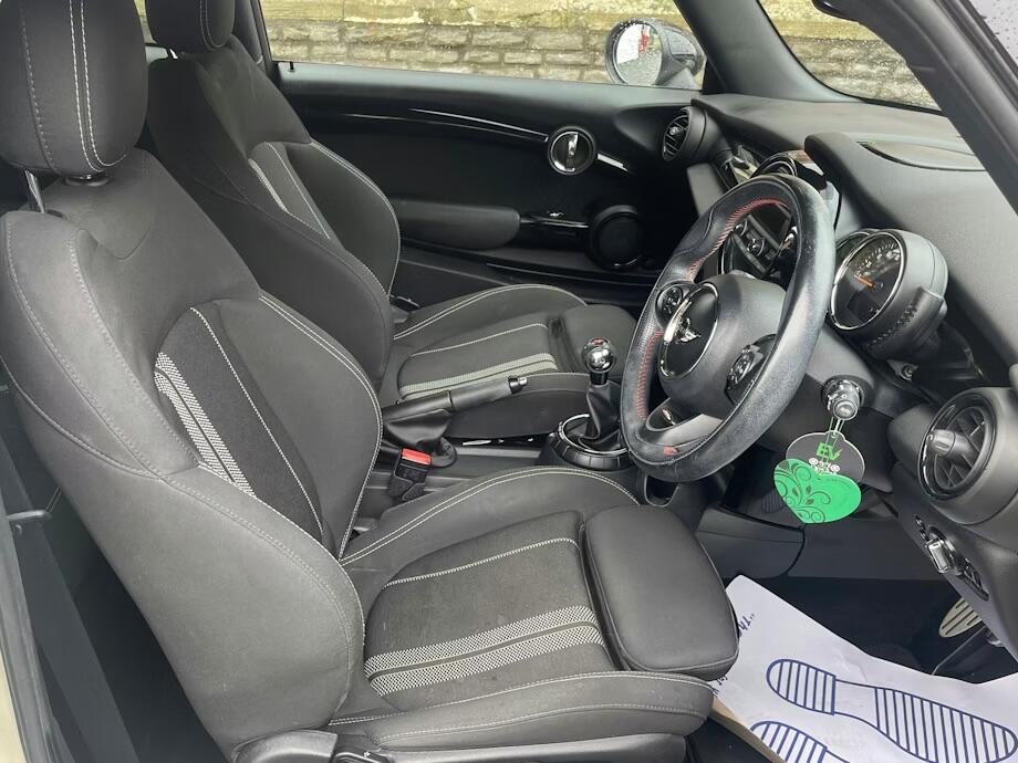 Used MINI Hatch for sale - 76121359: Photo 5