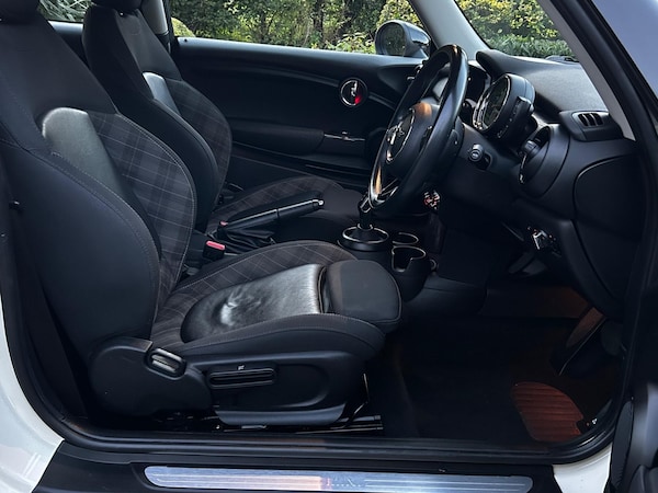 Used MINI Hatch 2018 for sale - 72165984: Photo 16