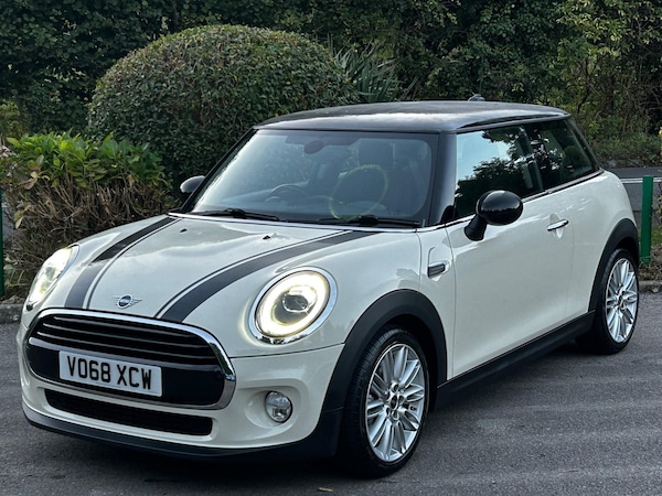 Used MINI Hatch 2018 for sale - 72165984: Photo 1