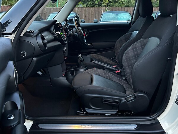 Used MINI Hatch 2018 for sale - 72165984: Photo 23
