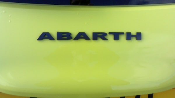 Used Abarth 500 2024 for sale - 75354648: Photo 11