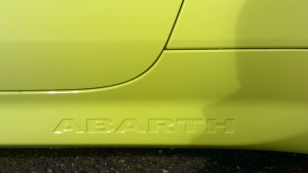 Used Abarth 500 2024 for sale - 75354648: Photo 17