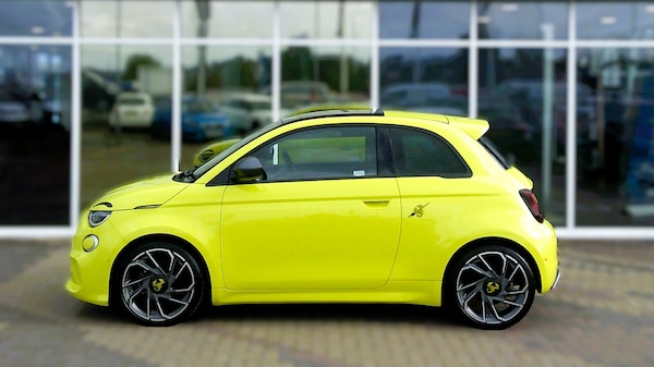 Used Abarth 500 2024 for sale - 75354648: Photo 6