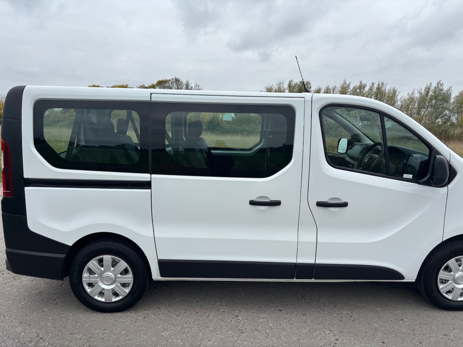 Used Vauxhall Vivaro 2016 for sale - 76289190: Photo 8