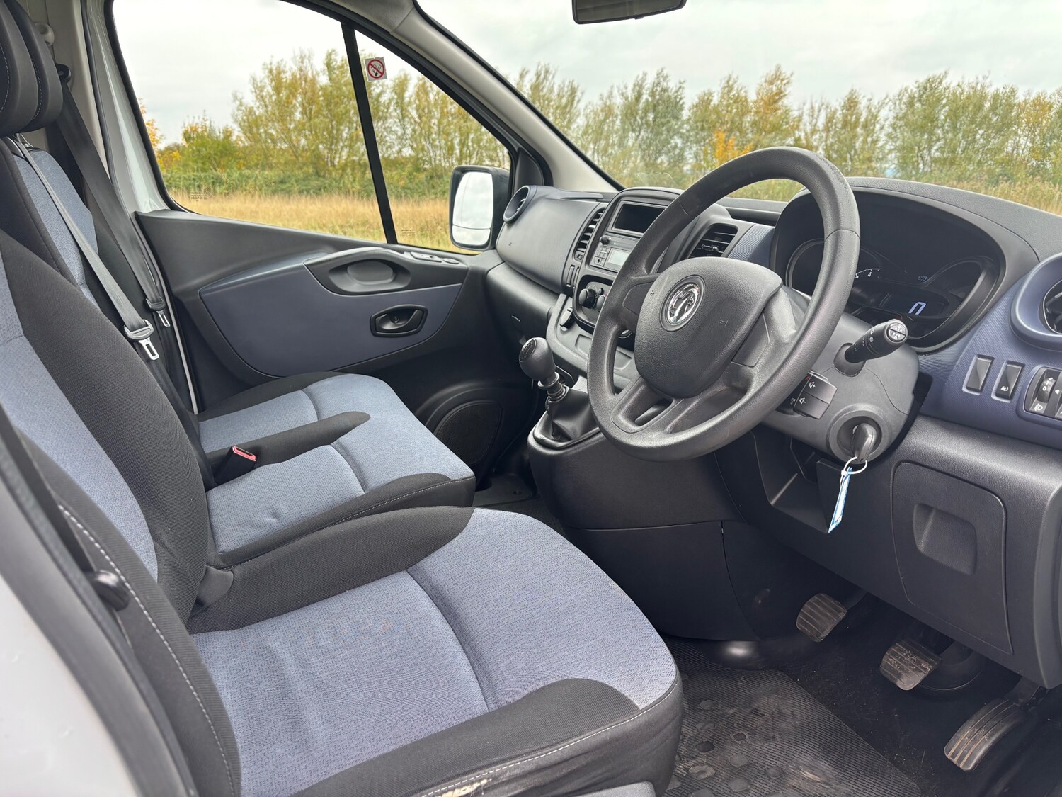 Used Vauxhall Vivaro 2016 for sale - 76289190: Photo 9