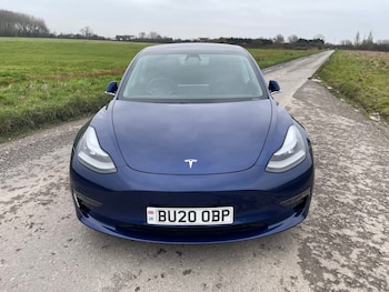 Used Tesla Model 3 2020 for sale - 75254175: Photo