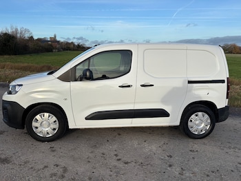 Used Citroen Berlingo 2020 for sale - 77140979: Photo