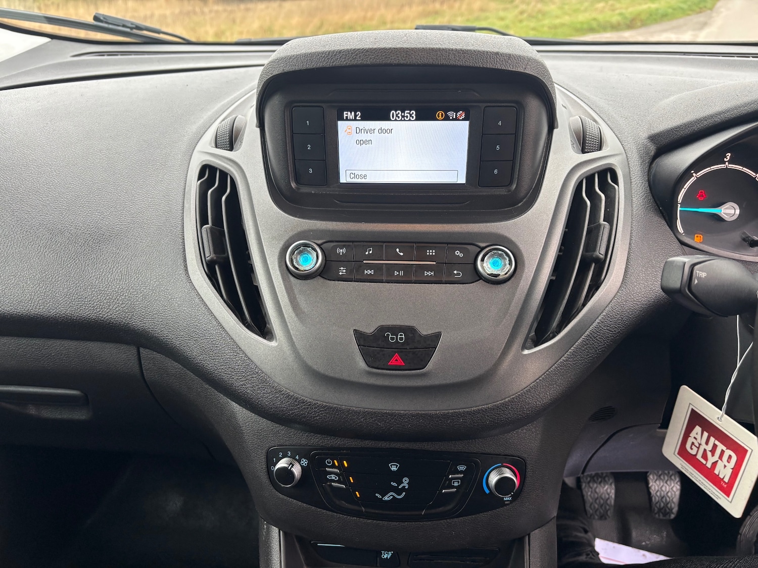Used Ford Transit Courier 2019 for sale - 77327190: Photo 13