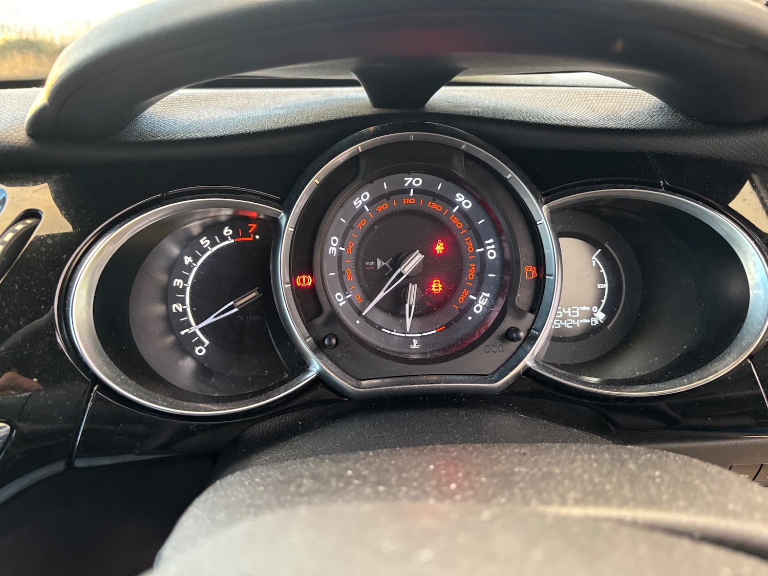 Used DS Automobiles DS 3 2018 for sale - 77399552: Photo 15